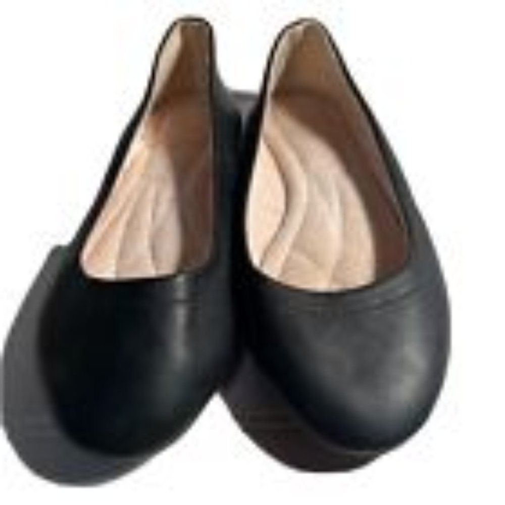 Danskin Ladies Black Poise Flats Size 8 Vegan Upper